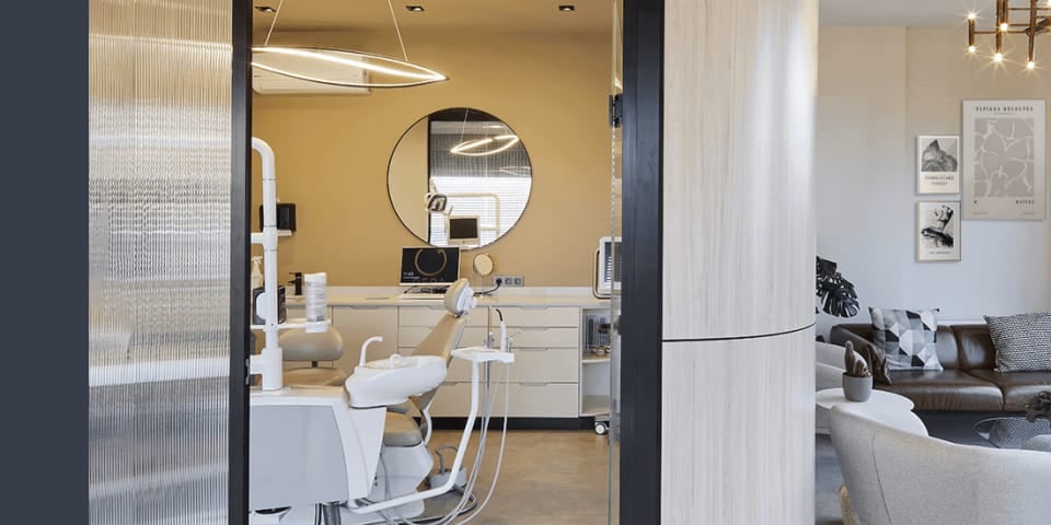 Dentist in Turkey, İstanbul